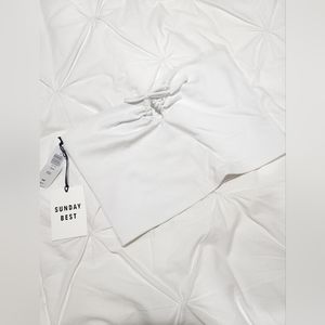 NEW Aritzia White Strapless Crop Top